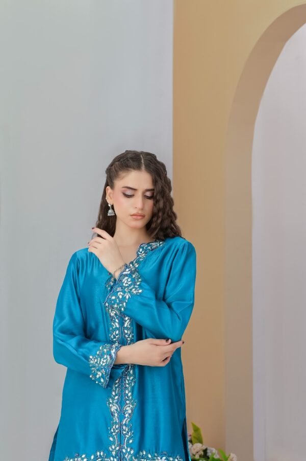 The MAVI SET - Image 2