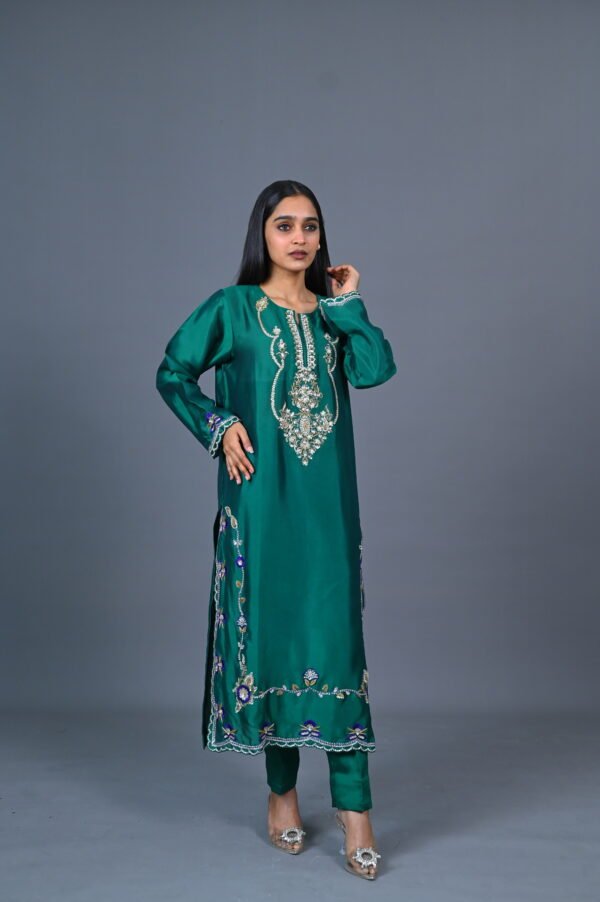 Green Color - Image 2