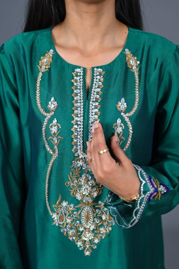 Green Color - Image 4